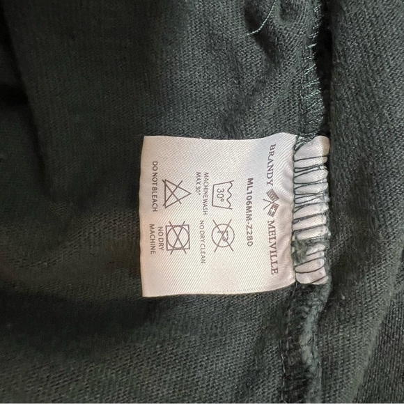 Brandi Melville Dark Green New York Logo Crop Top Short Sleeve Cotton Shirt S - Picture 7 of 9